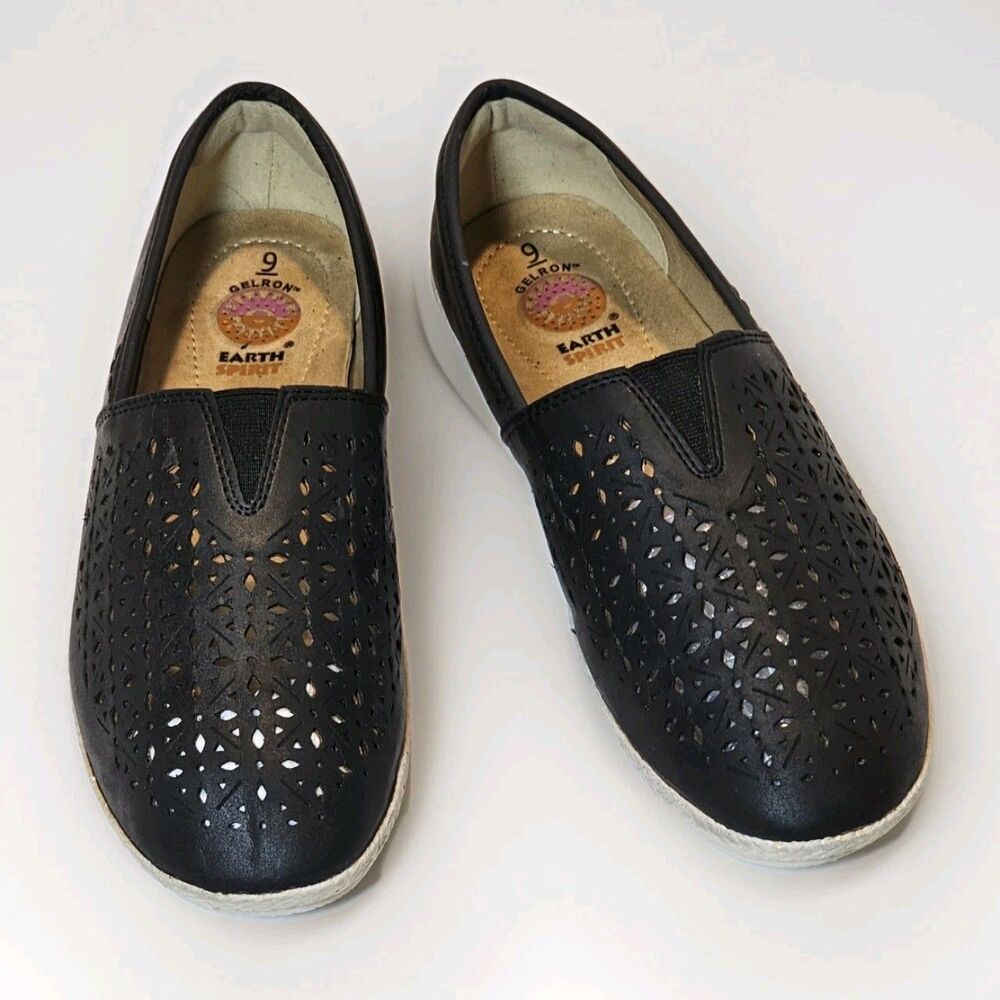 Earth Spirit Black Perforated Faux Leather Loafers Women's sz 9 EUC